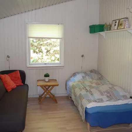 Semesterbostad Holiday Bratten Strand 033227